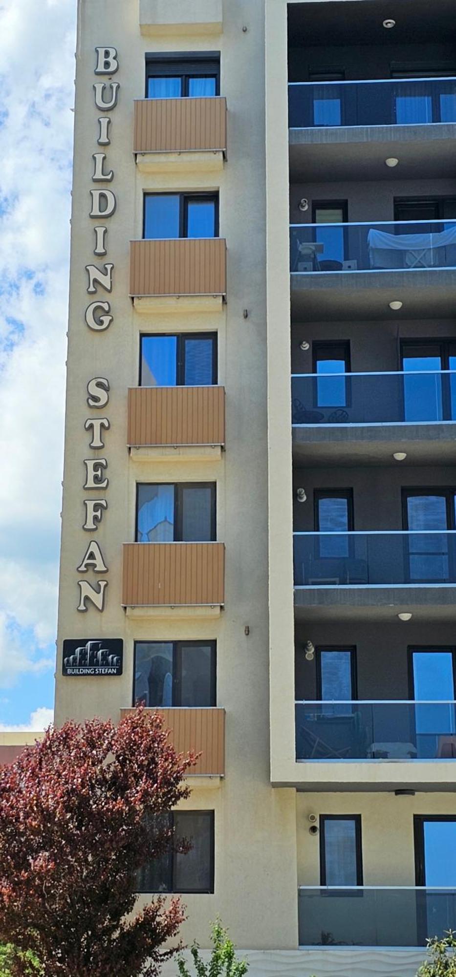 Luxury Aparthotel Promenada In Building Stefan Prima Linie La Mare Năvodari المظهر الخارجي الصورة