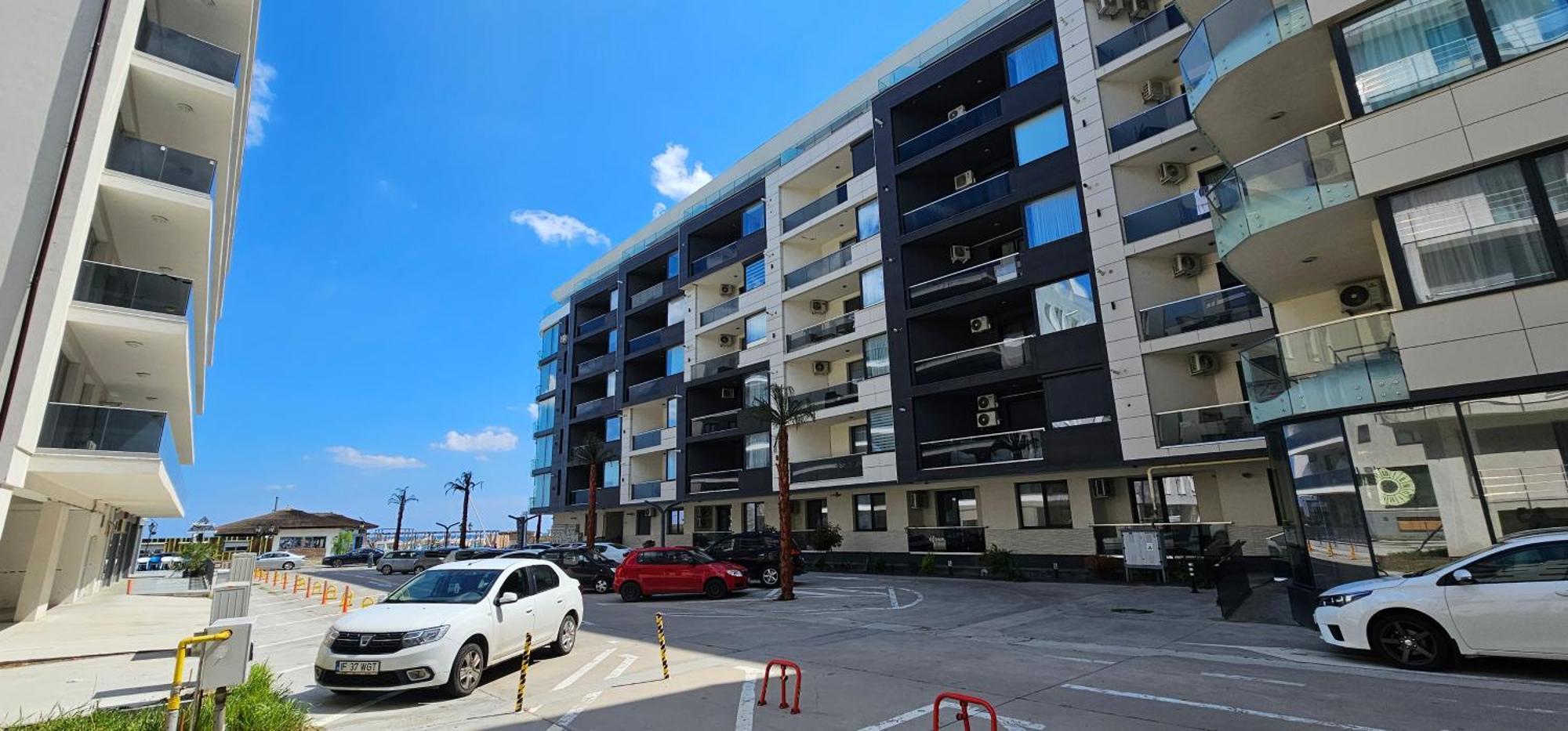 Luxury Aparthotel Promenada In Building Stefan Prima Linie La Mare Năvodari المظهر الخارجي الصورة
